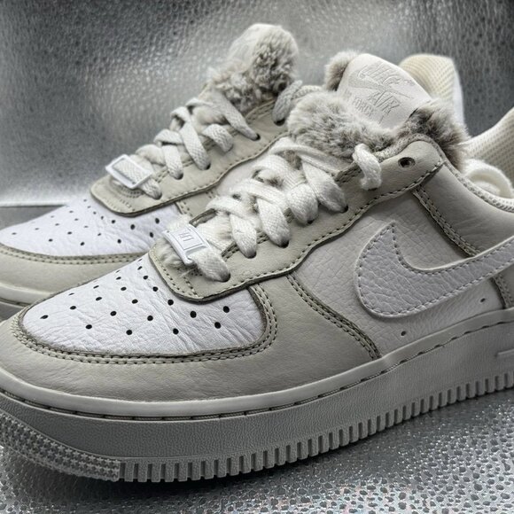 RARE 🚀 Size 5.5 Nike Wmns Air Force 1 '07 Low 'Light Bone' DC1165-001‎ - Picture 2 of 11